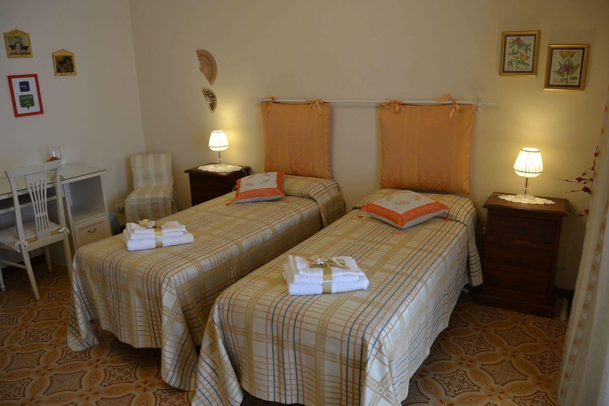 Bed & Breakfast Marena Sant'Agata Li Battiati Buitenkant foto