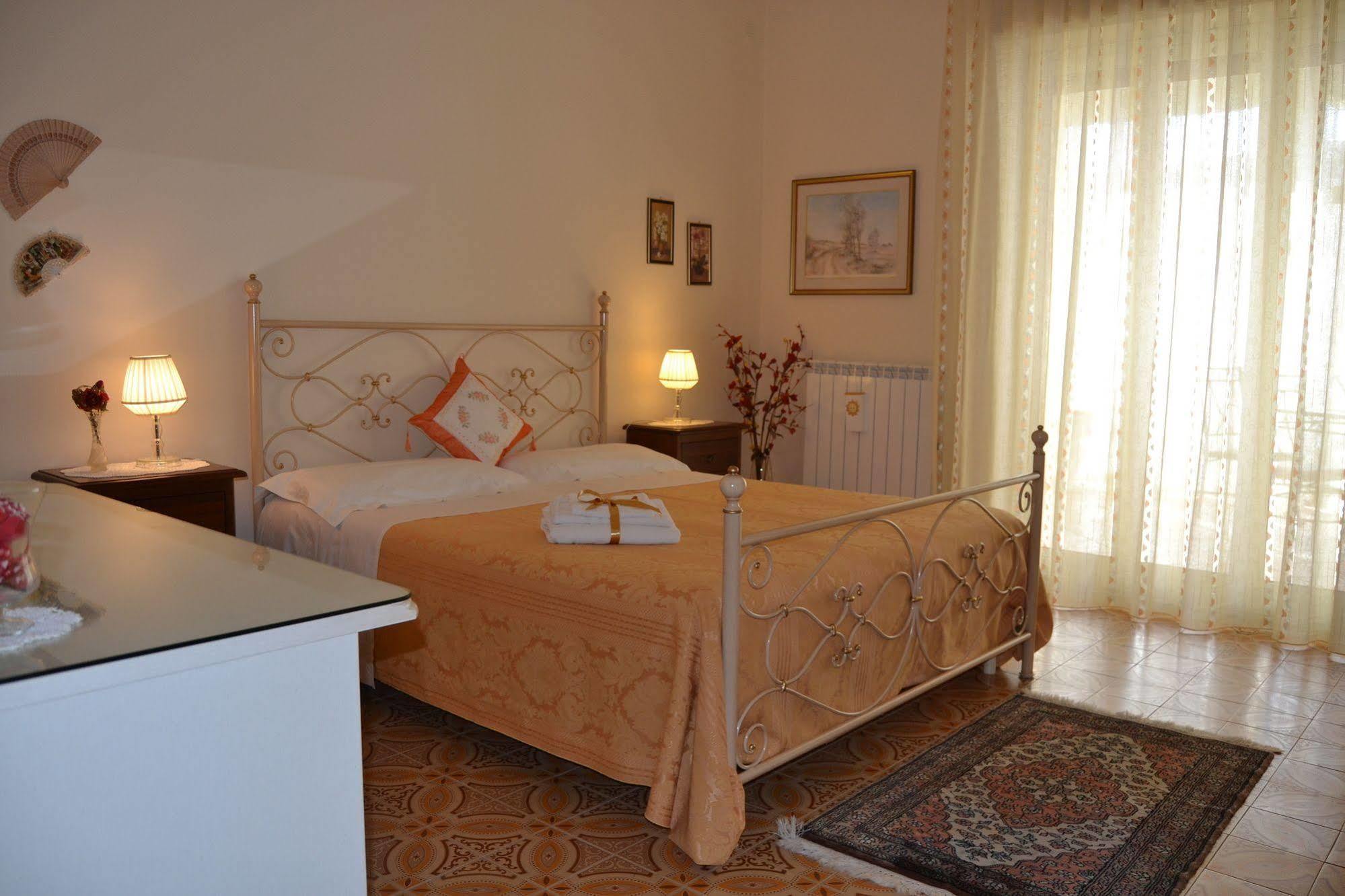 Bed & Breakfast Marena Sant'Agata Li Battiati Buitenkant foto